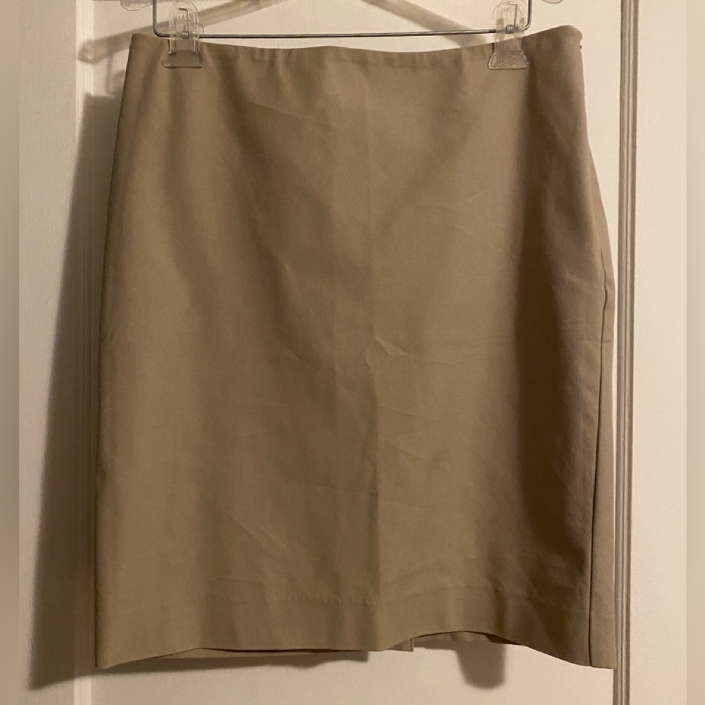 Estelle and Finn Pencil Skirt Designer Tan Made in NYC Size 6